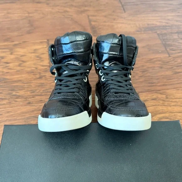 Chanel Unisex  Black High-Top Sneakers - Picture 5 of 16